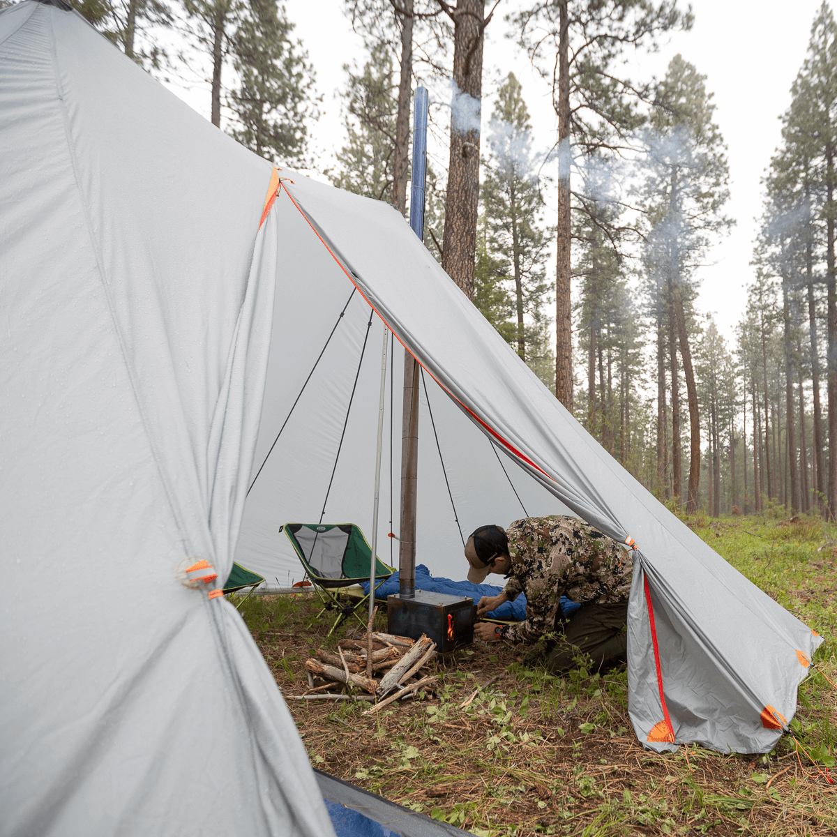 Argali Yukon 8P Tent wood stove