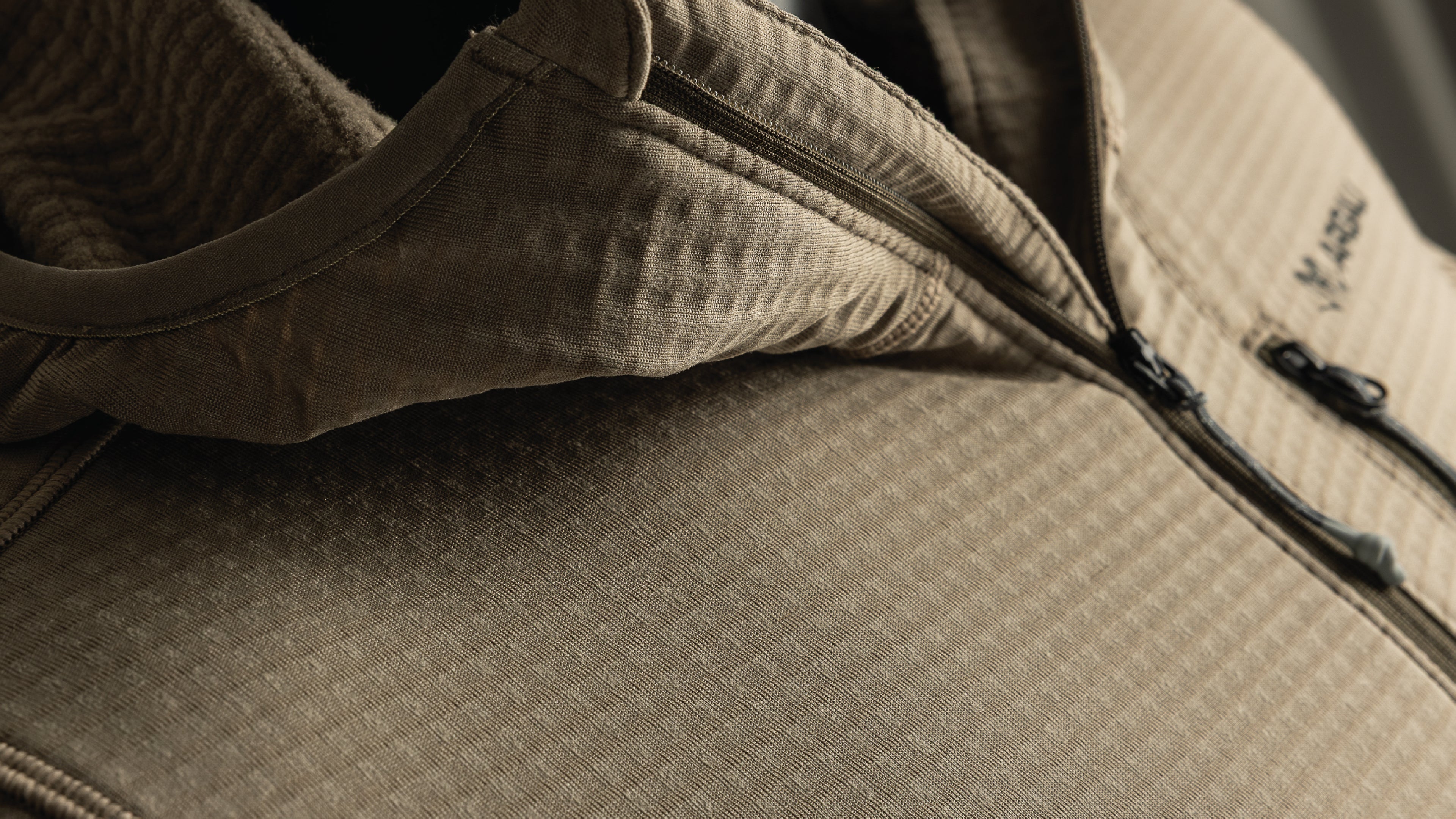 Load video: Argali Guide Air Fleece